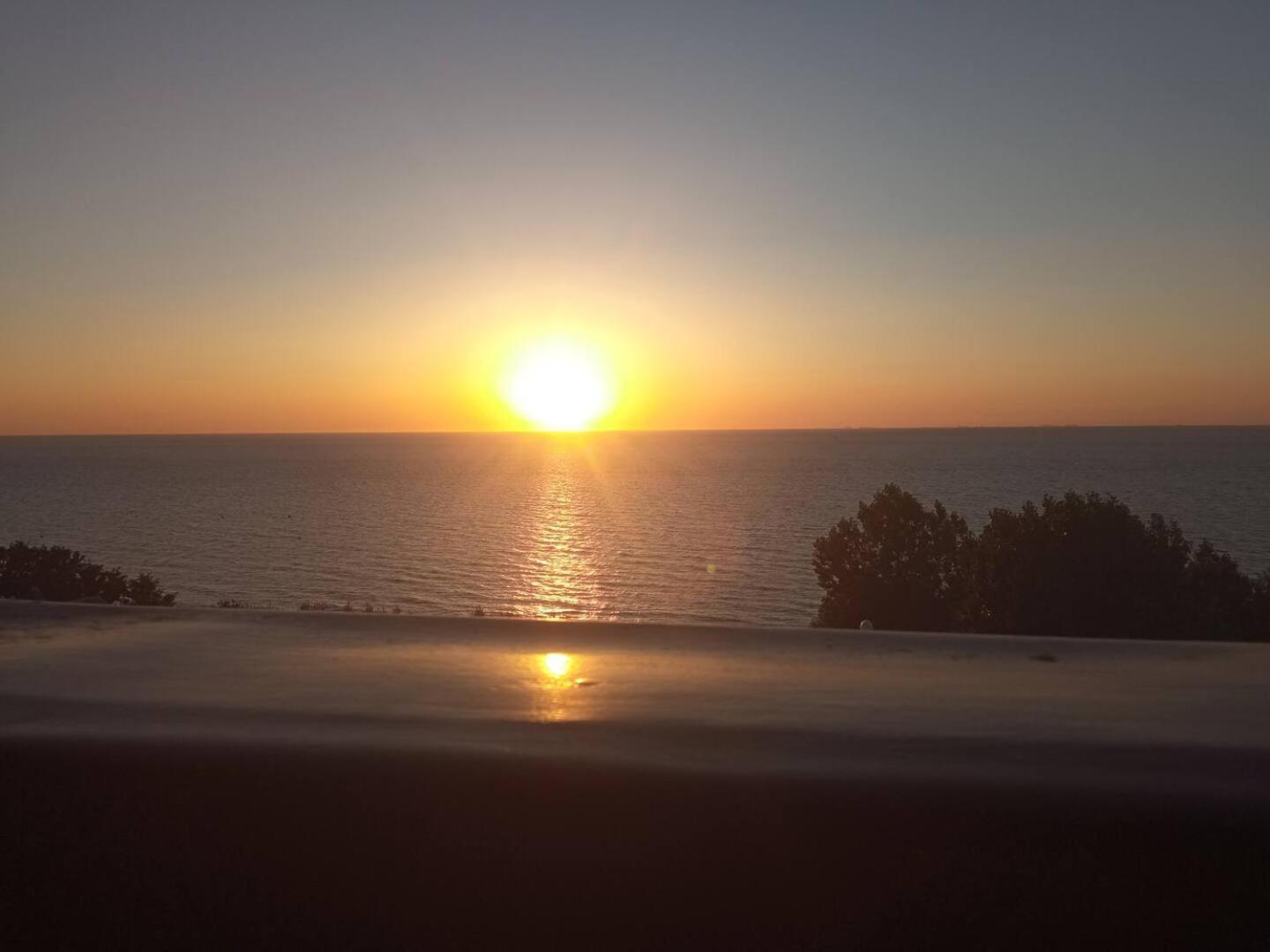 Appartement 45M2 - Proche Deauville - Vue Mer Bénerville-sur-Mer Esterno foto