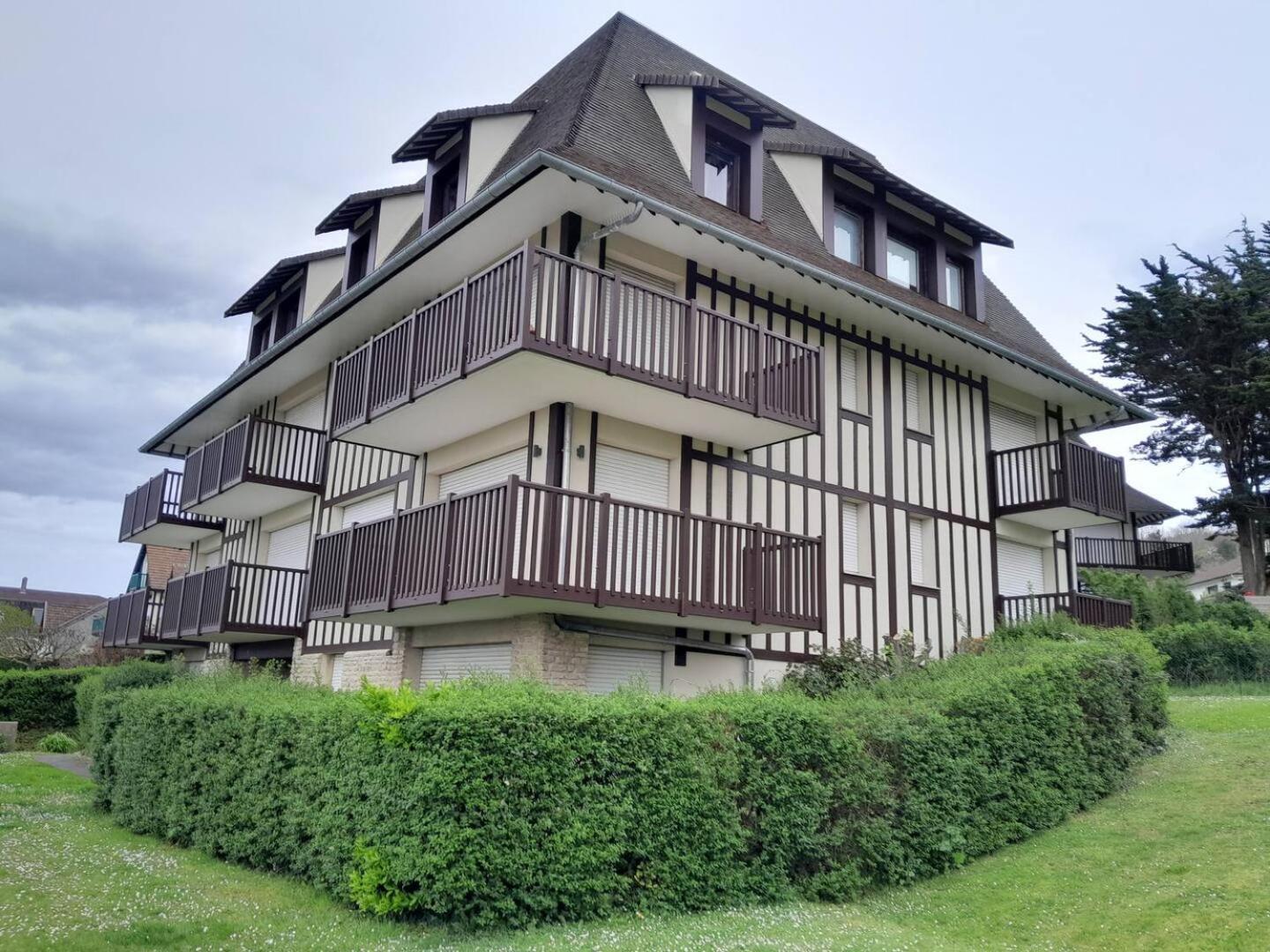 Appartement 45M2 - Proche Deauville - Vue Mer Bénerville-sur-Mer Esterno foto