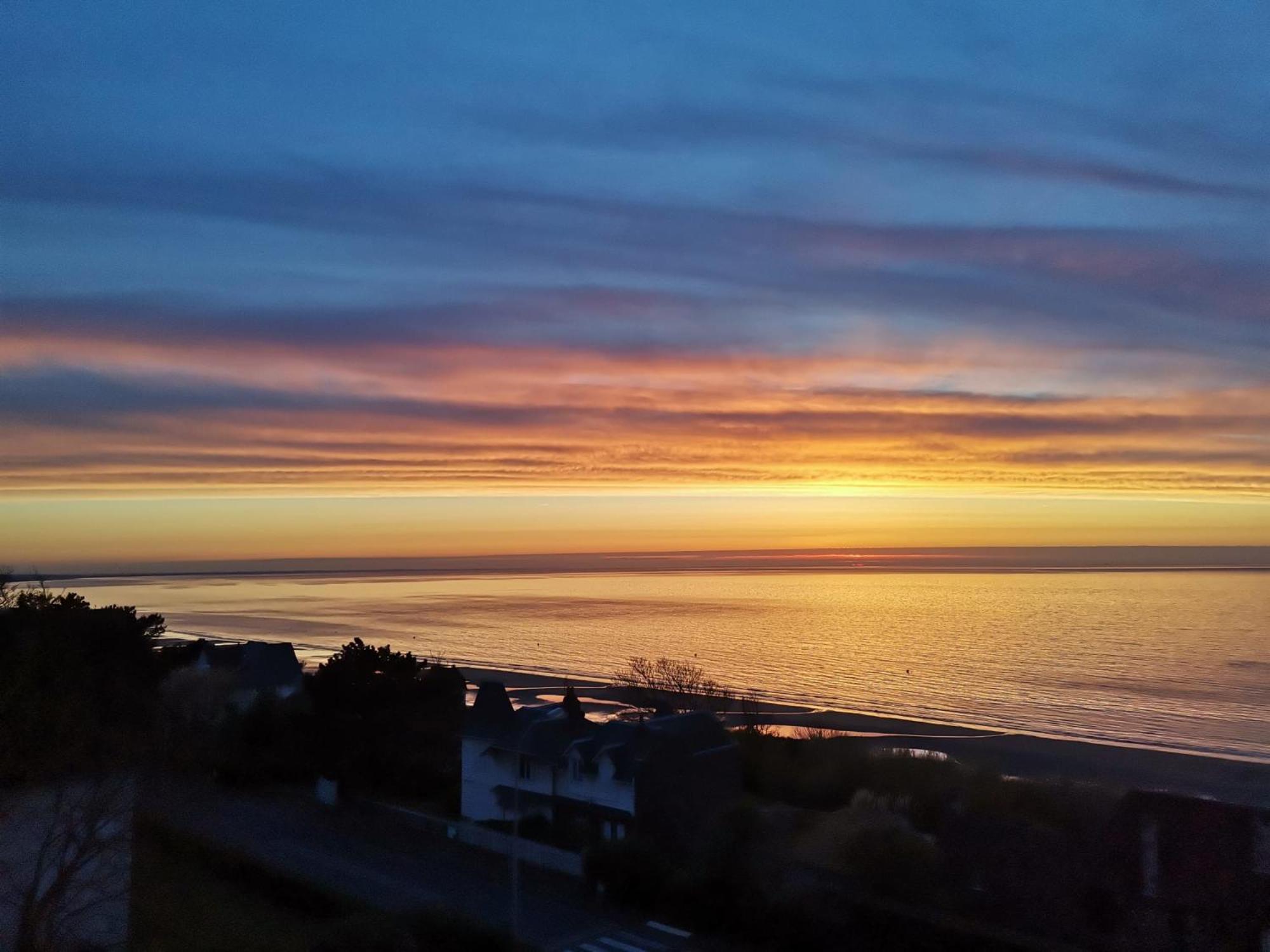 Appartement 45M2 - Proche Deauville - Vue Mer Bénerville-sur-Mer Esterno foto